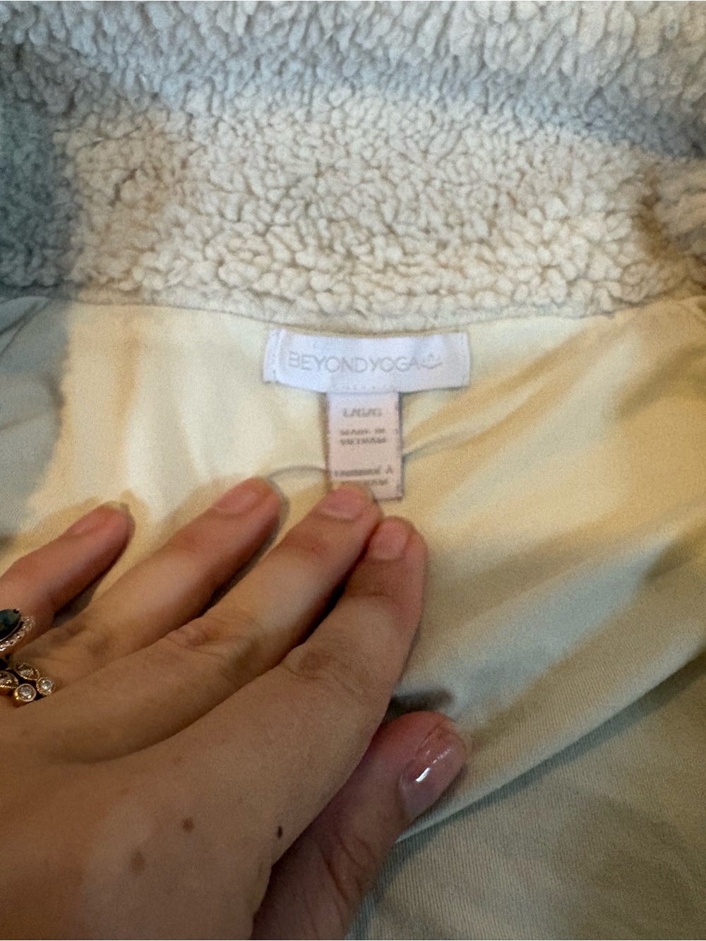 Beyond Yoga Sherpa-Lined Crew in Cream - Picture 3 of 4